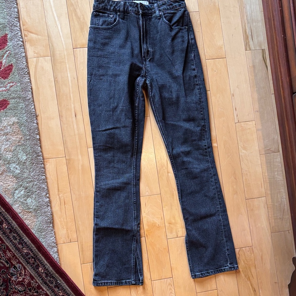 A&F Black Jeans - split seam